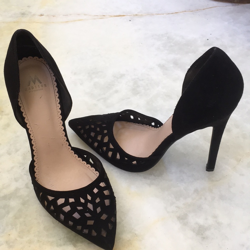 Madison by Shoedazzle Black Heels